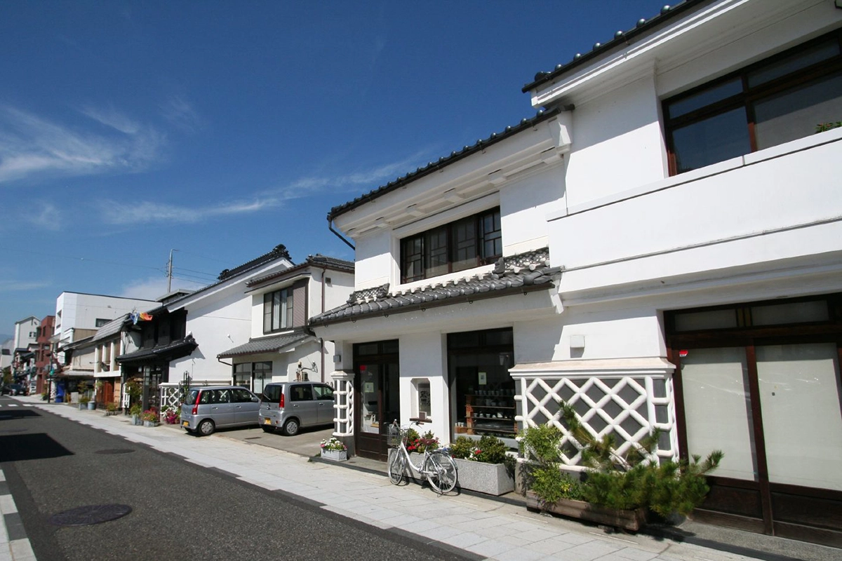 Nakamachi Dori