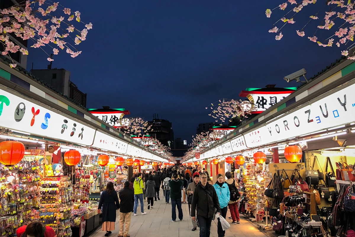 Nakamise Shopping Street