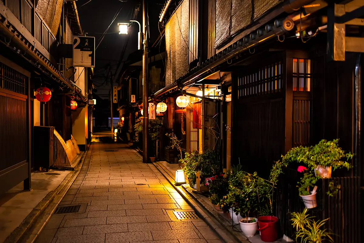 Discover Kyoto's Top Cocktail Bars - JP Connection